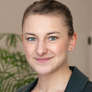 Xenia Karasev, <br/>Product Owner